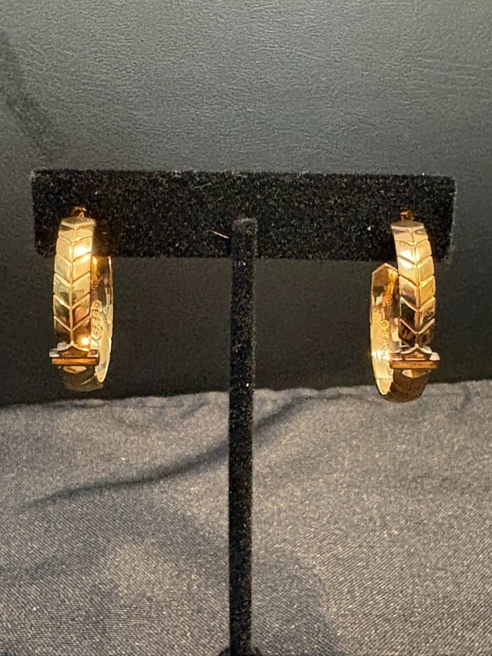 HARLEY DAVIDSON GOLD PLATED BAR & SHIELD HOOP EARRINGS